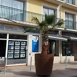 Appartement Deux Chambre Proche Port