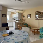 500 - T2 Avec Balcon Vue Mer Et Proche Du Port