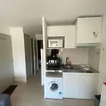 Appartement 2P Cabine Avec Piscine, Terrasse Et Parking Prive A Marseillan - Fr-1-326-800