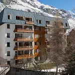Studio Cosy Sans Wifi Ni Parking, Proche Pistes Et Commodites - Fr-1-694-352