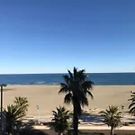 Appartement Face A La Mer - 6 A 8 Personnes - Canet En Roussillon