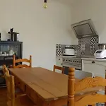 Grande Maison Dans Un Village Cotier Du Finistere
