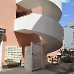 Studio Renove Avec Parking A 850M De La Plage, Proche Port Et Commerces - Cap D'Agde - Fr-1-249-252