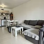 Appartement Calme 2 Pieces Avec Terrasse Et Parking, Proche Plage A Argeles-Sur-Mer - Fr-1-225-803