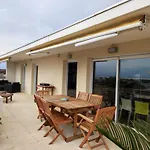 Superbe 4 Pieces Avec Terrasse, Clim, Piscine Et Parking A Sete - Fr-1-338-493