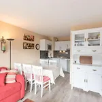 Appartement Pour 6 Pers. Proche Des Pistes De Ski - Fr-1-296-375