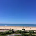 Bel Appartement 2 Chambres, Front De Mer, 6 Pers., Parking, Balcon - Fr-1-323-306