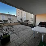 Appartement Avec Terrasse A 50M De La Plage Des Sables-D'Olonne - Fr-1-197-429
