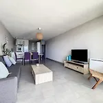 F2 Cabine Renove Sur Plage Avec Parking A Carnon - Fr-1-715-78