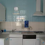 Maison Familiale A 100M De La Plage Avec Jardin Clos Et Parking, Pour 6 Personnes - Fr-1-535-11