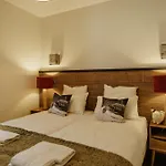 Fermes De L'Alpe Chez Robin- Flambant Neuf Et Magnifique 4 Chambres Plein Sud
