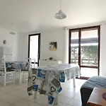 Maison 2 Chambres Pres Plage Et Commerces, Quartier Calme, Parfait Pour 5 Pers, Parking Prive. - Fr-1-323-366
