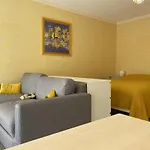 533 - Appartement T1 Situe A Quelques Pas De La Grande Plage D'Erquy Et Du Centre