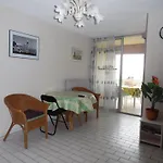 Deux-Pieces A Canet-Plage Avec Parking, Loggia Et Vue Mer - Fr-1-750-6