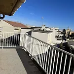 Appartement A 2 Pas De La Plage Avec Terrasse Et Parking - Fr-1-387-186