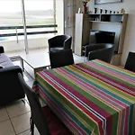 Appartement Avec Terrasse, Wifi Et Parking A Perros-Guirec - Fr-1-368-332