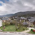 Duplex Confortable Avec 2 Chambres, Balcon Et Parking A Saint Lary Village, Proche Des Thermes Et Telecabine - Fr-1-296-336
