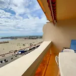 Groomi Le Traversant- View And Seaside With Air Conditioning!