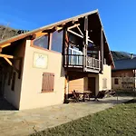 Confortable Appartement 4 Pieces, Terrasse, Parking, Proximite Pistes Et Navettes - 6 Couchages - Fr-1-330F-135