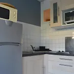 Studio Cabine 3 Couchages Avec Terrasse, Parking, A 50M De La Plage - Le Grau D'Agde - Fr-1-249-171
