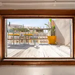 Studio With Sunny Patio In Panier Near Old Port