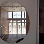 Appartement Avec Acces Direct A La Plage, Balcon Et Garage Prive - Fr-1-92-690