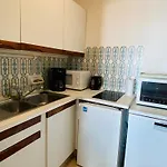 Appartement Avec Acces Direct A La Plage, Balcon Et Garage Prive - Fr-1-92-690