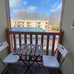 Very Nice 6 Person Apart With Swimming Pool Tennis Court And Car Park 202