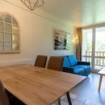 Beautiful Flat For 6 With Swimming Pool Tennis Court And Parking