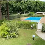 Studio Du Port Avec Terrasse, Parking Privatif, Piscine Dans Residence , Wifi, Menage Compris