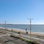Un Sejour Ou Un Week-End Face Mer A La Baule