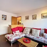 Appartement Ski-In/Ski-Out A Meribel, Parking, Balcon, 2 Chambres, Proche Commodites. - Fr-1-688-74