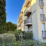 Appartement Confortable A 100M De La Plage D'Argeles-Sur-Mer, Balcon, 4 Couchages, Tv, Proche Commerces - Fr-1-225-673