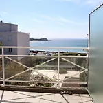 521 - Bel Appartement Avec Balcon Vue Mer A Erquy En Bordure De La Plage Du Centre Et A 300M Des Commerces