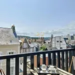 Le Duc - Centre Ville Parking Deauville