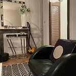 Rue Des Lingots Apartment