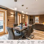 Chalet Hirondelle Morzine - By Emerald Stay