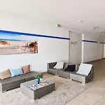 Appartement Dans Residence Avec Piscine