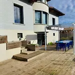 Villa Elegante A Biscarrosse Avec Piscine Privee