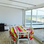 Appartement Avec Acces Direct Plage, Wifi, Animaux Acceptes Et Parking Prive A Tregastel - Fr-1-542-5