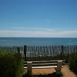 Maisonnette Avec Piscine Chauffee A 600M De La Mer, Terrasse Et Parking - Fr-1-231-295