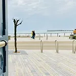 Appartement Renove Dans Demeure Historique - Remblai Des Sables!