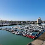 Studio Ensoleille Au Bord De Mer Avec Balcon Et Parking, Proche Centre Et Plage - La Rochelle - Fr-1-535-51