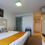 Logis Hotel Le Rochelois