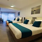 Logis Hotel Le Rochelois