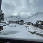 Studio Renove Avec Balcon, Au Pied Des Pistes, Wifi Et Proche Commodites - Fr-1-502-552
