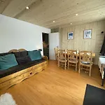 Studio Renove Avec Balcon, Au Pied Des Pistes, Wifi Et Proche Commodites - Fr-1-502-552