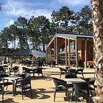 A L Ombre Des Pins 40 Mobil Home 211