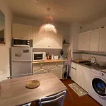 Apt 4 Pers - Proche Plage, Parking Prive, Tv, Lave-Linge - Fr-1-81-605