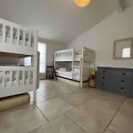 Villa Spacieuse Avec Piscine Privee, Wifi Gratuit Et Jardin Clos, A Proximite De La Mer Et Du Centre-Ville - Fr-1-246A-279